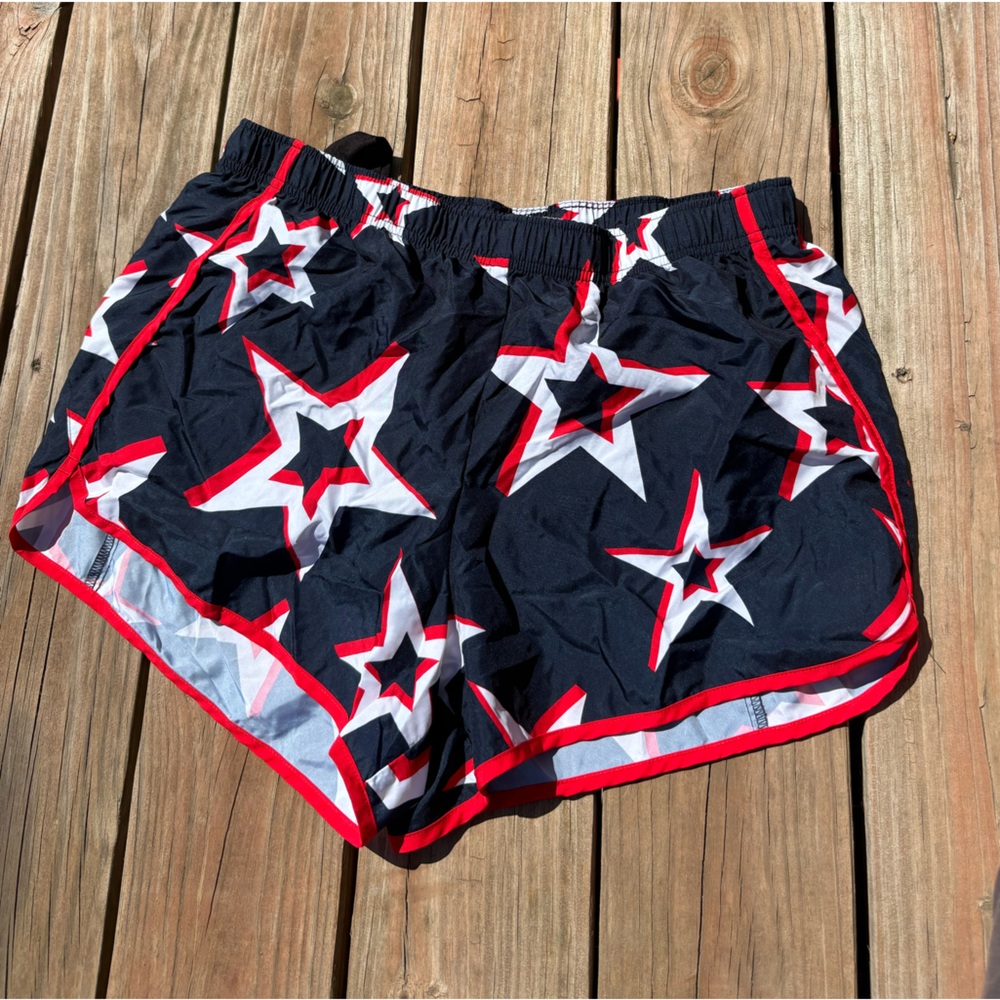 Athletic lined shorts size L
